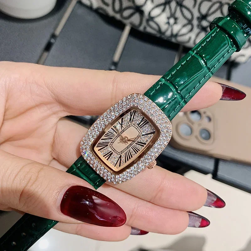 Luxury Watch With Leather Strap - Orologio da donna con cinturino in