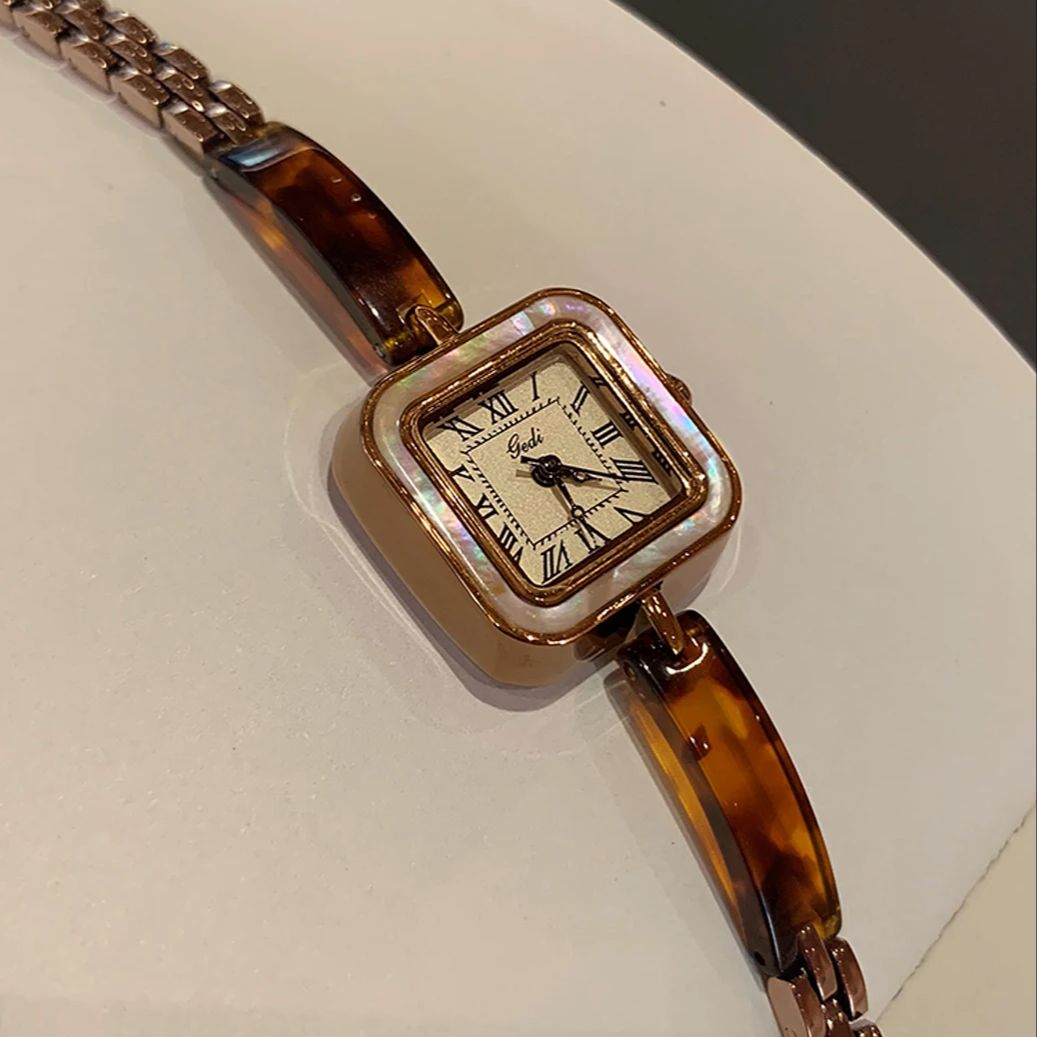 Orologi da donna vintage di lu - Luxury Watch Vintage recensione e prezzo