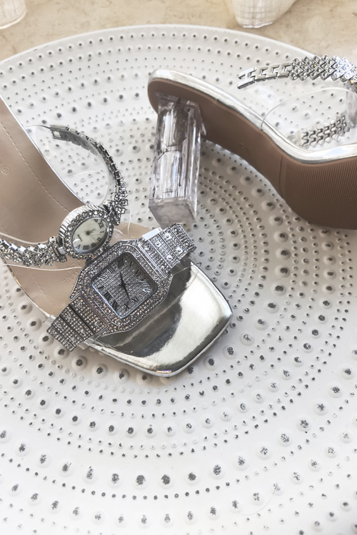 Design originale Orologio in c - Luxury Watch With Leather Strap recensione e prezzo