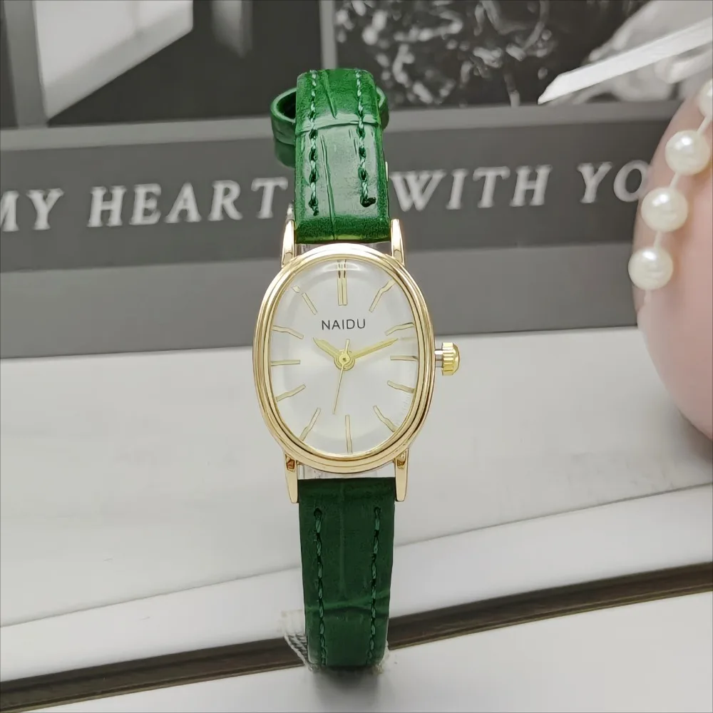 Orologio da donna con quadrant - Luxury Watch With Leather Strap recensione e prezzo