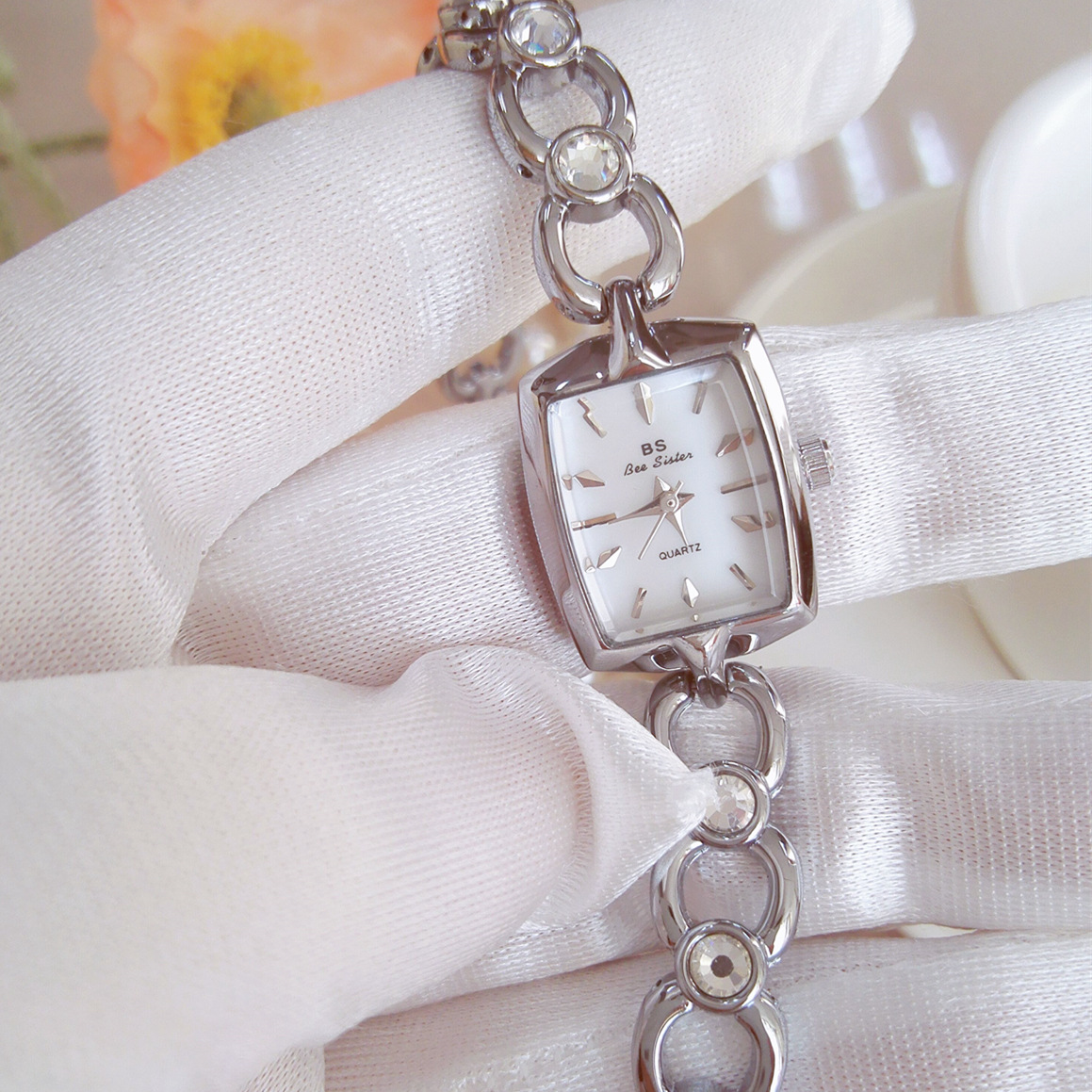 Orologio UTHAI da donna, marca - Luxury Watch And Jewelry Brand recensione e prezzo
