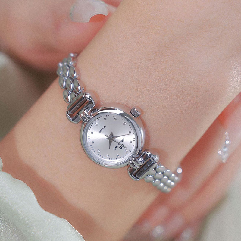 2024 nuovo orologio da donna c - Quiet Luxury Watch recensione e prezzo